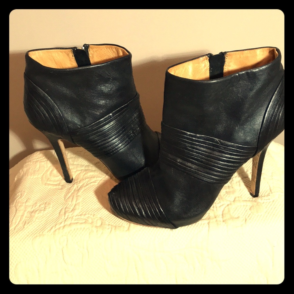 Ankle boots
